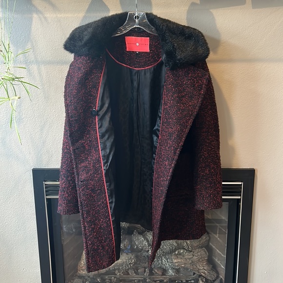 Ivanka Trump Wool Coat red & black w/removable black faux fur collar Womens M - Picture 7 of 12